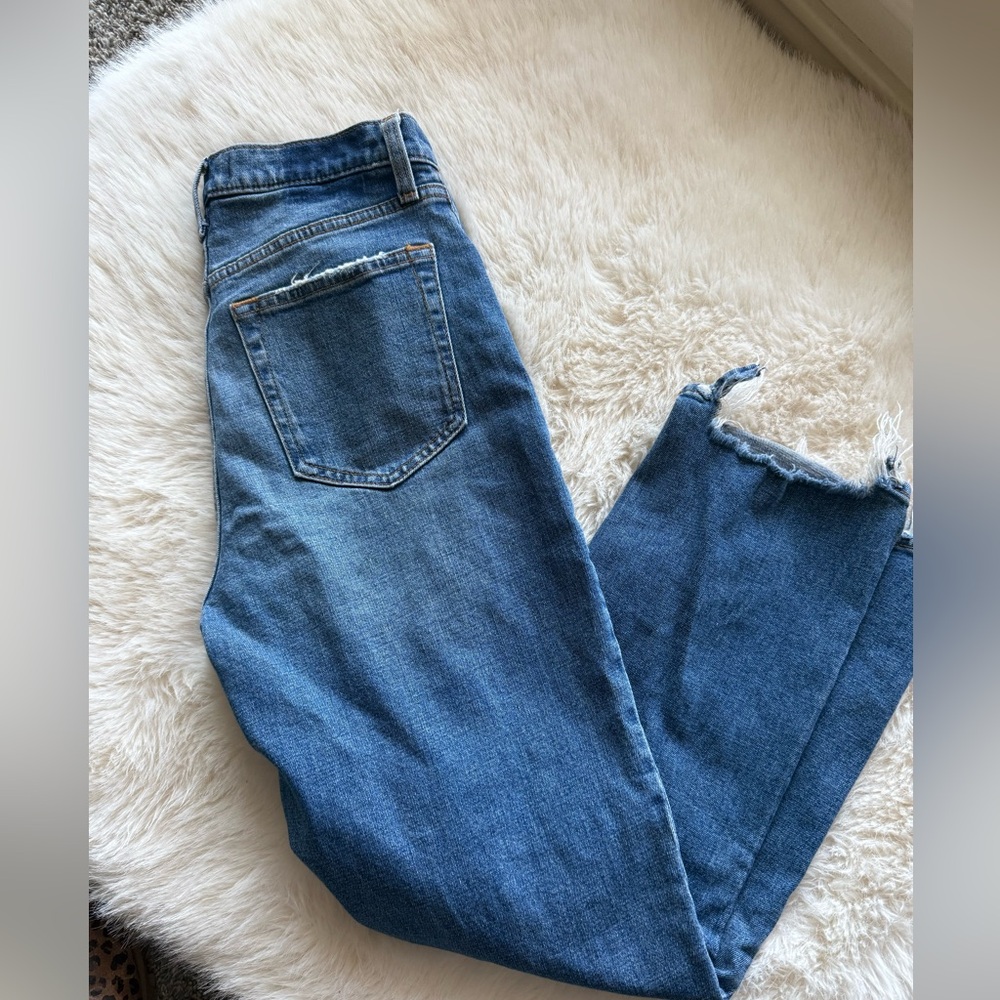 Women’s size 4 curve love Abercrombie jeans